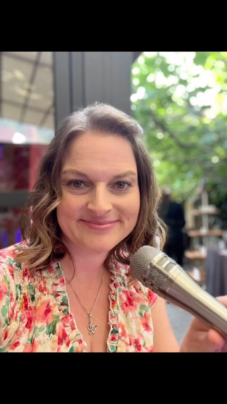 Instagram post from anja.alberg_stimme.mit.herz. This post is in position 8.