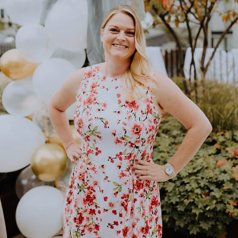 Instagram post from anja.alberg_stimme.mit.herz. This post is in position 8.